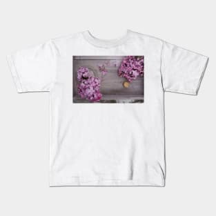 Fragrant purple Lilacs in a vase. Kids T-Shirt